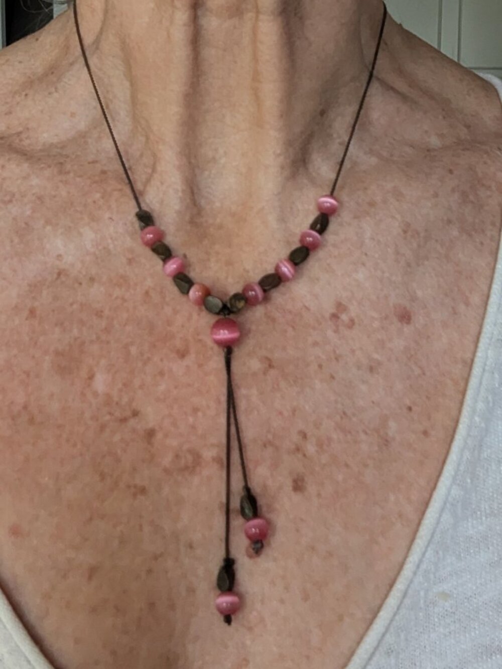 Vintage boho pink cat's eye lariat necklace